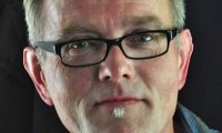 Erste eingetragene Partnerschaft in Deutschland: Lüschow beschreibt Flucht in heterosexuelle Ehe