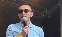 Frankfurts OB setzt Zeichen für queere Rechte