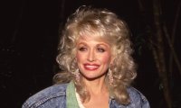 Dolly Parton unterstützte trans* Chauffeur jahrzehntelang 
