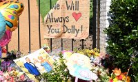 Dolly Parton im engsten Kreis beerdigt