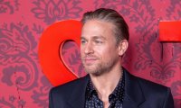 Schwule Kultrolle für Charlie Hunnam 