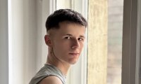 Paul Gregor alias Pauli am Fenster