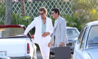Danny Ramirez rechts neben Austin Butler bei Dreharbeiten zu Miami Vice 85