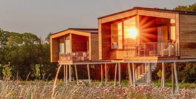 Ostsee Baumhaushotel Schleswig-Holstein // © ostsee-baumhaus.de