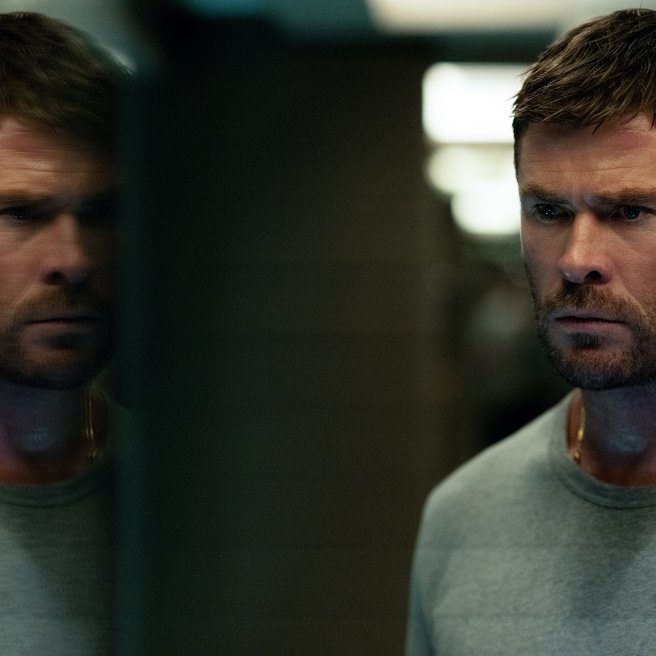 Chris Hemsworth in "Crime 101"