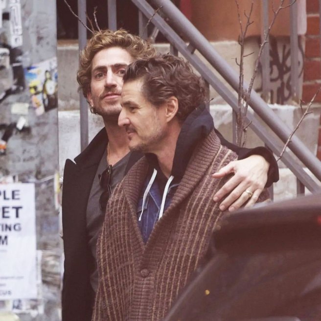 Pedro Pascal Arm in Arm mit Triathlet gesichtet