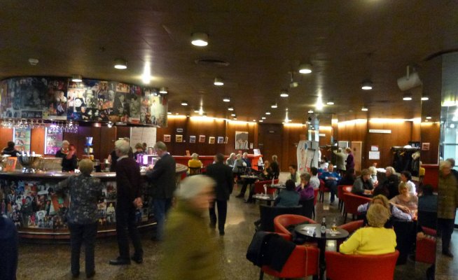 Download Altwerden ist wie auf einen berg steigen For Free