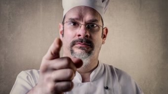 Diese Dinge sollte man im Restaurant niemals tun // © bowie15