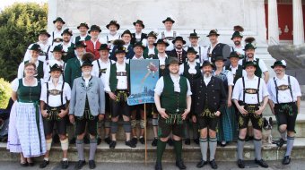 Gruppenbild // © Schwuhplattler München