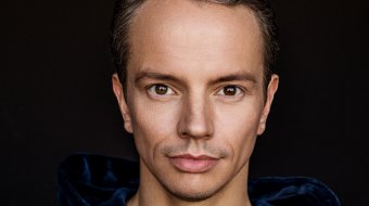 ueere Menschen wissen wie man feiert"