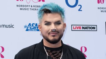 Adam Lambert verteidigt seinen Freund gegen Hass im Netz