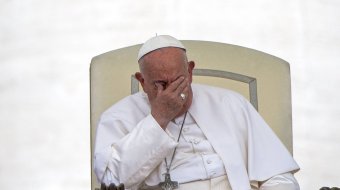 Klatsche für den Papst