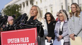 Ex-Trump-Vertraute unterstützt Petition zu Epstein-Akten