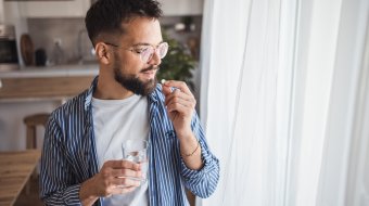 Supplements für Männer: Was unterstützt deine Gesundheit wirklich? © Milan Markovic