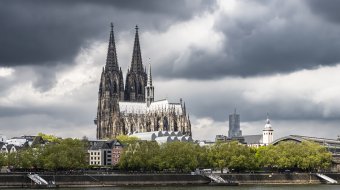Klage gegen Erzbistum Köln