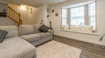  Teppichtrends für 2026: Von gemütlichen neutralen Tönen bis hin zu Outdoor-Wohnzimmern // © pexels.com