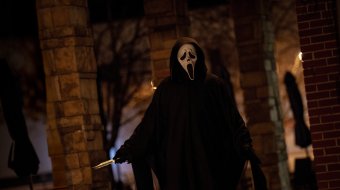 Szenenbild aus "Scream 7" // © 2025 Paramount Pictures, Ghost Face is a Registered Trademark of Fun World Div., Easter Unlimited, Inc. ©1999; Jessica Miglio