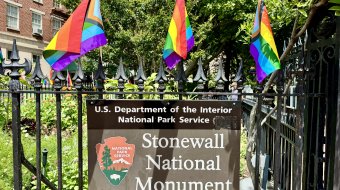 NY: Rückkehr der Pride-Flagge an Stonewall-Denkmal gefordert