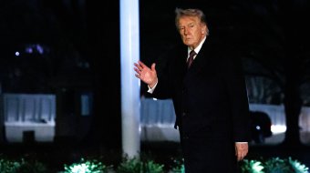 Trump verteidigt Iran-Einsatz mit LGBTIQ+-Rhetorik