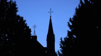 Priester vor Gericht