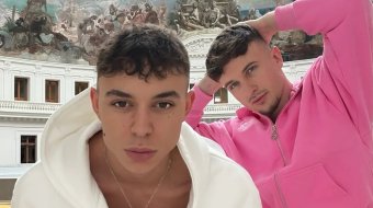 Ekat um schwules Paar 