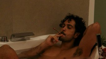 Sänger Mahmood outet sich als gaymer in Saunakabine