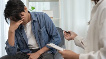 Klage gegen Konversionstherapie 