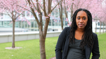 Lesbische Stadt-Bibliothekarin 