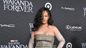 Christian Anders kündigt Plagiatsklage gegen Rihanna an