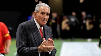 Arthur Blank spendet eine Million Dollar an LGBTIQ+