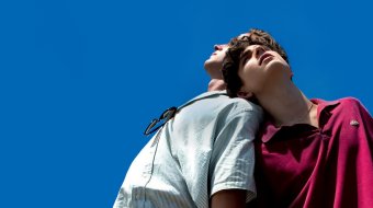 Call Me By Your Name kehrt zum Pride Month ins Kino zurück