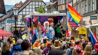 Rechte stören CSD in Wernigerode mit Schrauben auf Strecke