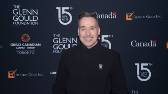 Warnung von David Furnish 