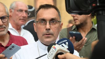 Erzbischof unterstützt LGBTIQ+