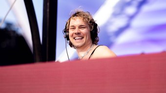 Felix Jaehn bei einem Auftritt auf dem Glücksgefühlefestival 2026