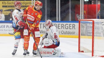Spielszene des Deggendorfer SC gegen den ESV Kaufbeuren am 4. Oktober 2026