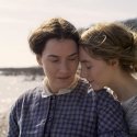 Kate Winslet und Saoirse Ronan in „Ammonite“