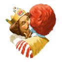 Kuss zwischen Burger King und Ronald McDonald