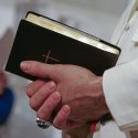 Papst Franziskus spricht sich für LGBTI* aus