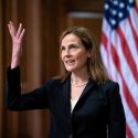 Amy Coney Barrett als oberste Richterin eingeschworen