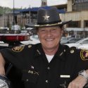 Offen lesbische Polizistin wird Sheriff in Ohio