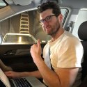 Billy Eichner spielt, schreibt und produziert schwule RomCom Bros