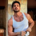 365 Tage Star entfacht Gerüchte mit Instagram-Post