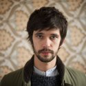 Schauspieler Ben Whishaw fände das einen „wirklichen Fortschritt“