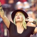 Sarah Connor wünscht sich einen offenen Umgang mit Homosexualität