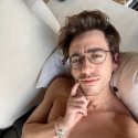 Kevin McHale veröffentlicht oberkörperfreies Selfie