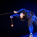 JoJo-Jongleur Shu Takada // © GOP: Varieté Theater