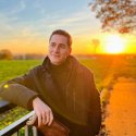„Unter uns“-Star Timothy Boldt ist frisch verliebt