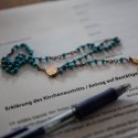 Immer mehr Austritte wegen Missbrauchsfällen und Homophobie // © xFotostandx/xK.xSchmittx