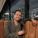 Schwuler Mann über Blutspende-Wartezeit in Australien
